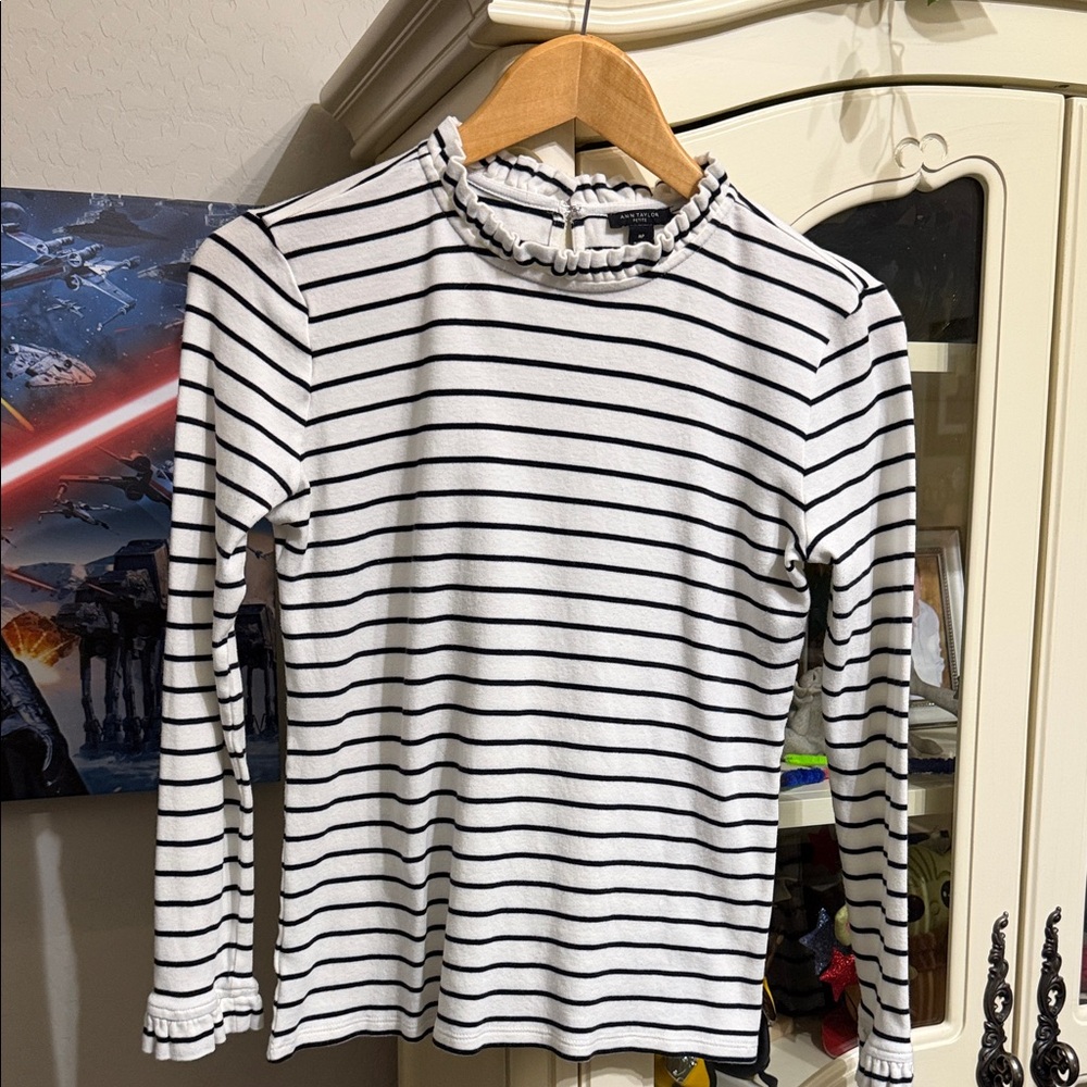 Ann Taylor Black and White Striped Long Sleeve Top
